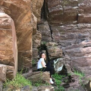 Meet your Posher, Ana